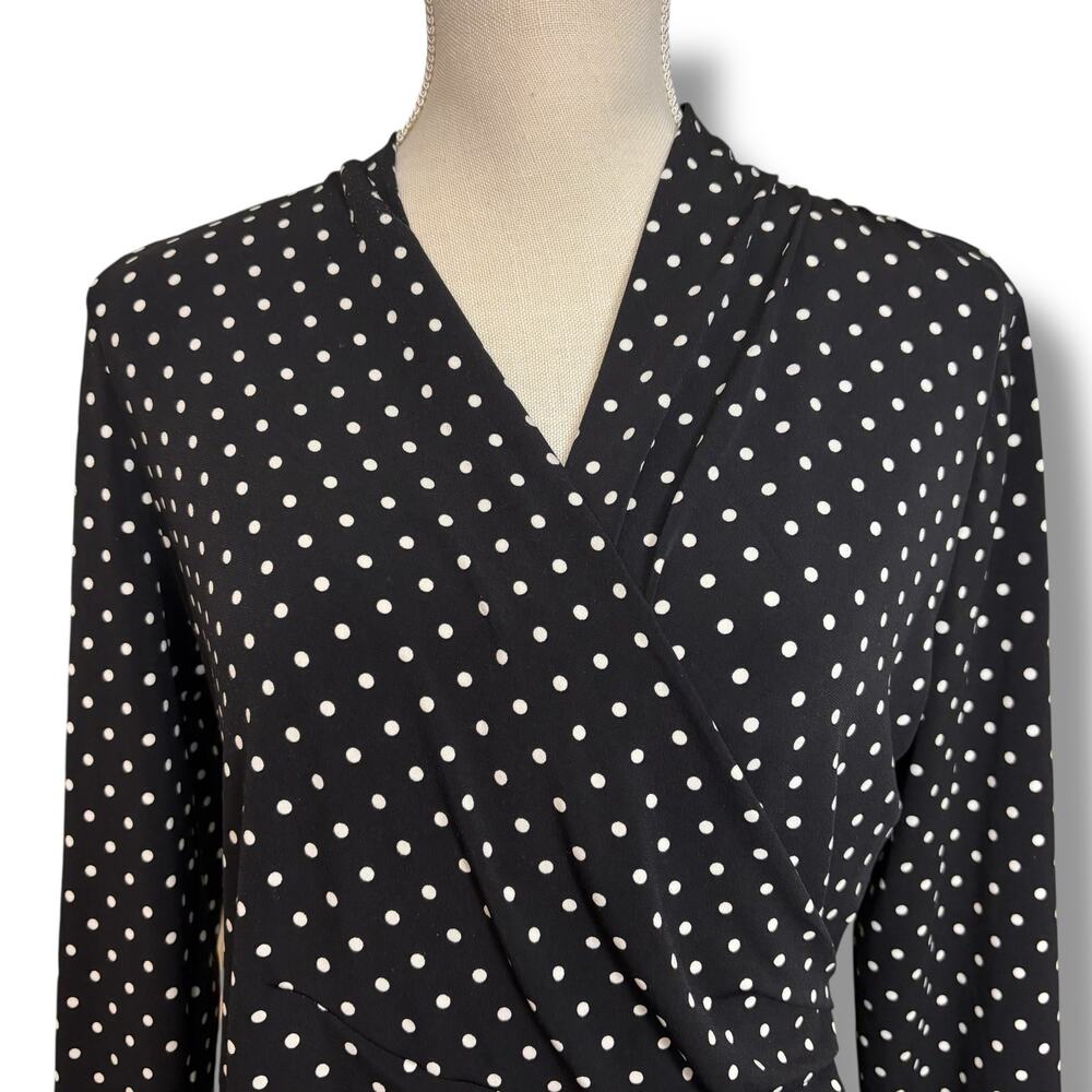 Charter Club Black & White Faux Wrap Top Size Medium